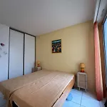 Appartement Cosy Avec Balcon Et Parking, Royan - Fr-1-494-173